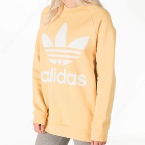 Adidas Originals Oversized Trefoil Crew Sweatshirt Pale Yellow